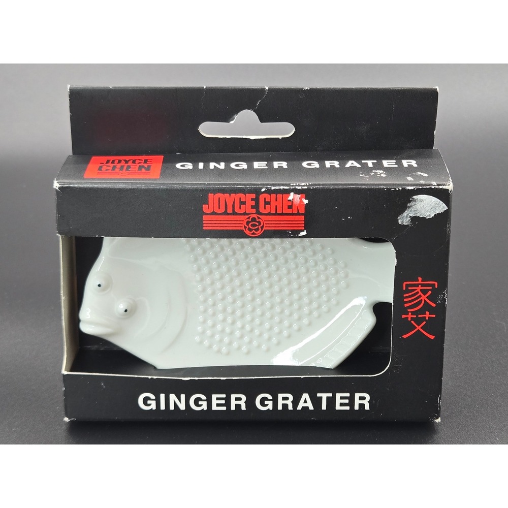 Joyce Chen White Porcelain Fish Ginger Grater Flounder Made in Japan 42-0310